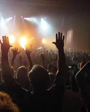 Drew And Ellie Holcomb