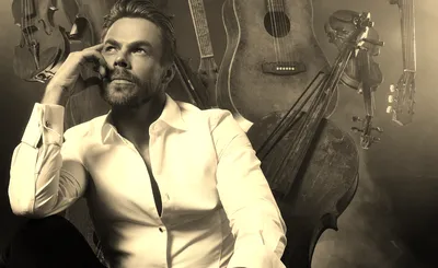 Derek Hough