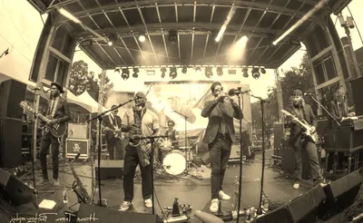 Karl Denson's Tiny Universe