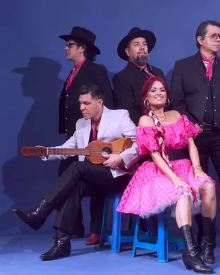 Live concert by Las Cafeteras