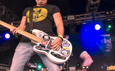 Peter Hook And The Light