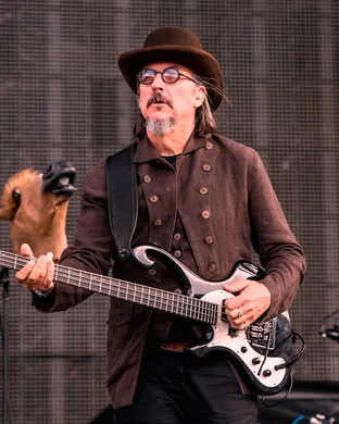 Claypool Gold: Primus, Les Claypool's Frog Brigade & The Claypool Lennon Delirium