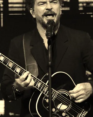 Live concert by Ricardo Arjona