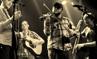 The Infamous Stringdusters