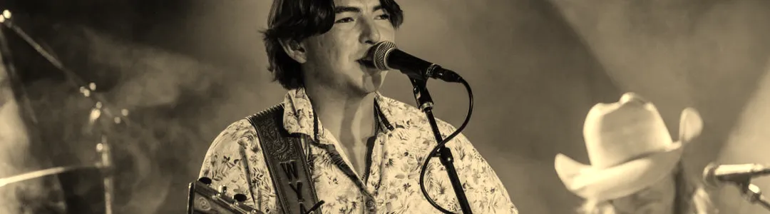 Wyatt Flores