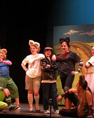 Mary Poppins Jr. theatre performance